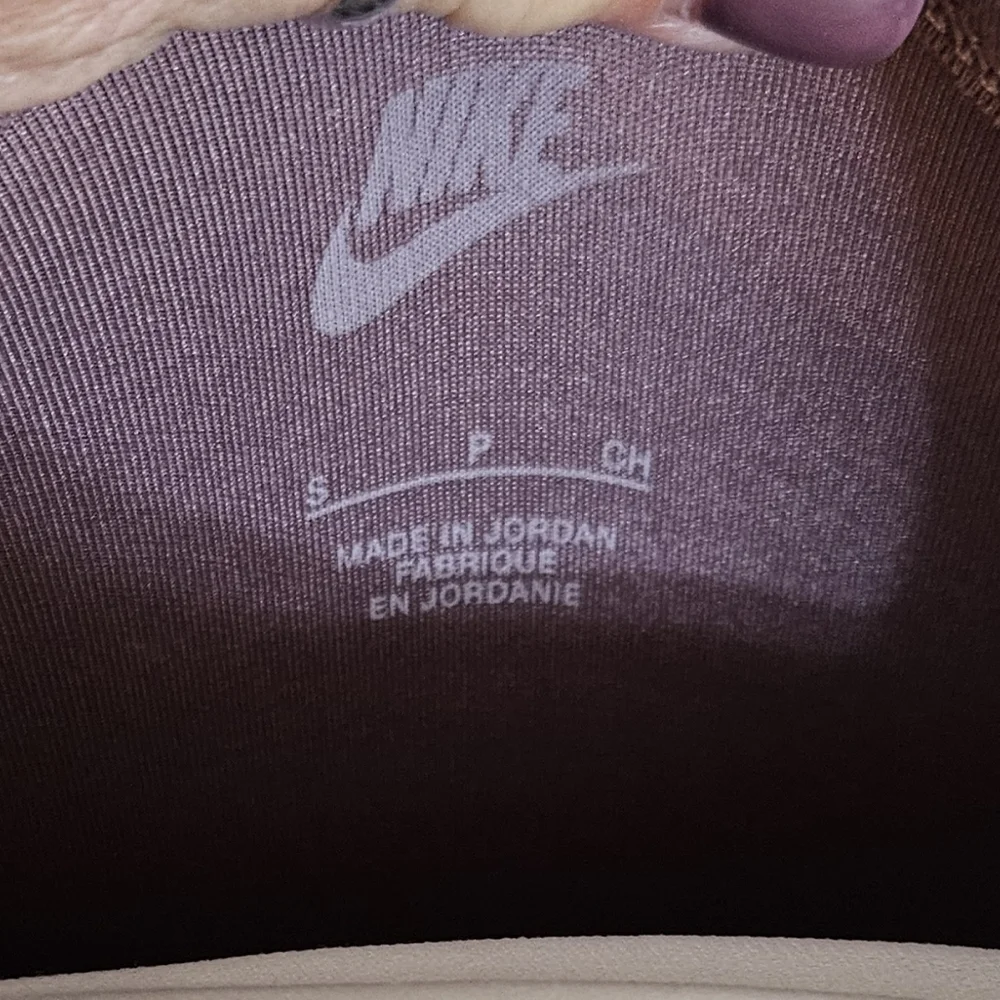 Nike Essentials Swoosh Taping Crop Top Women’s Size S Blush Pink EUC